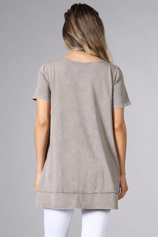 Mineral Wash Casual V-Neck Top