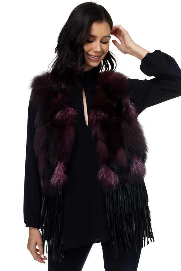 Luxurious black fox fur fringe vest featuring a chic open front and elegant layered fringe, perfect for Long Island boutique fashion.