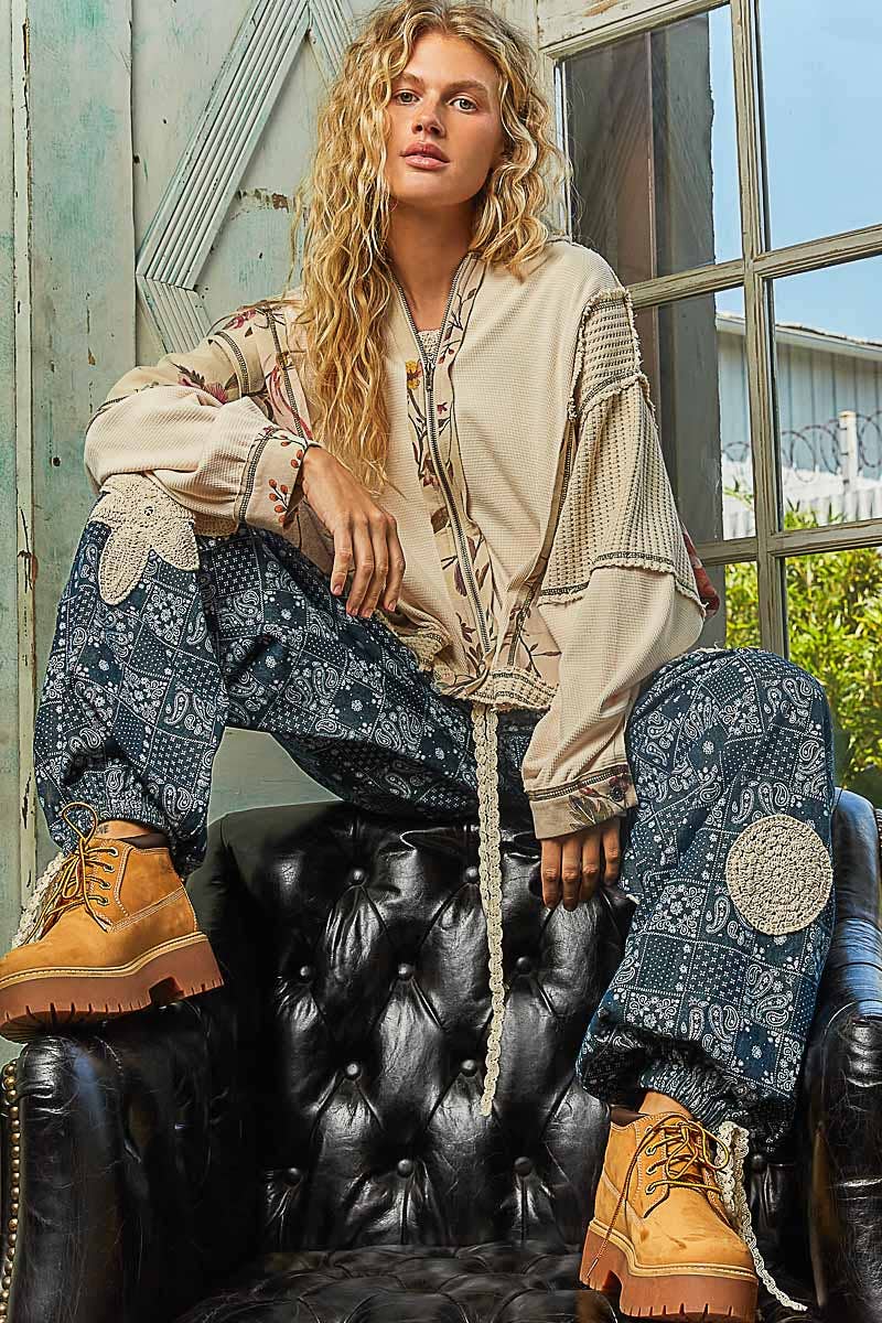 Solid Pattern Printed Stitch Detail Thermal Knit Hoodie Top