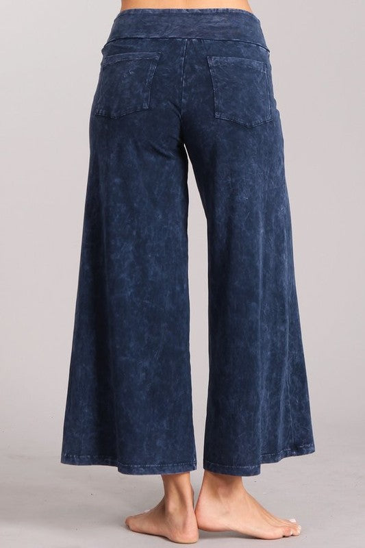 Plus Mineral Washed Cropped Wide Leg Pants