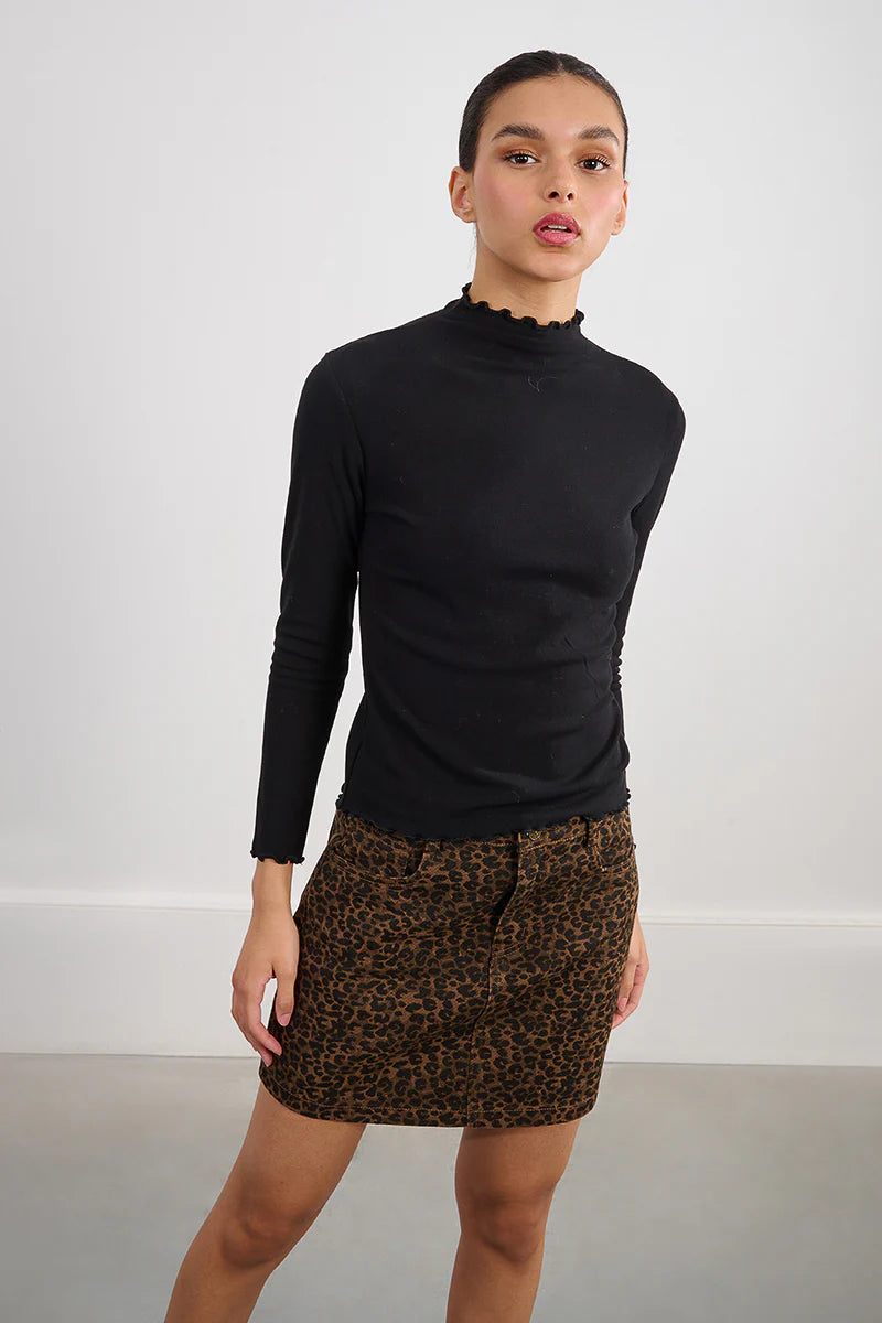 Knitted Ruffle Collared Sweater