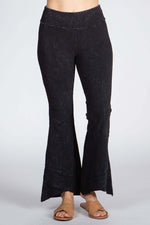 Mineral Washed Cropped Stretch Pants - Black