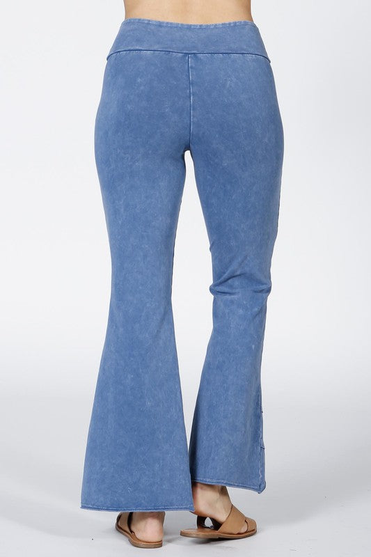 Mineral Washed Cropped Stretch Pants - Light Denim