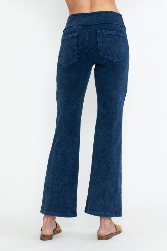 Plus Mineral Washed Cropped Capri Pants