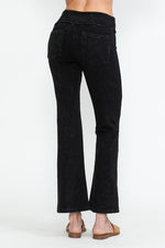 Mineral Washed Capri Stretch Pants