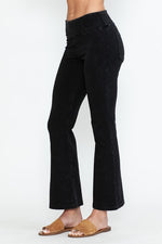 Mineral Washed Capri Stretch Pants