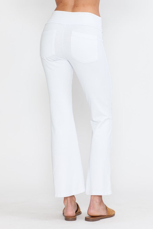 Mineral Washed Capri Stretch Pants - White