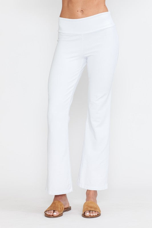 Mineral Washed Capri Stretch Pants - White