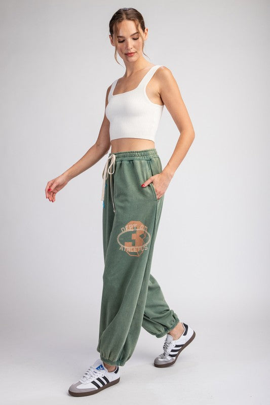 Mineral Washed Star Patch Jogger Pants