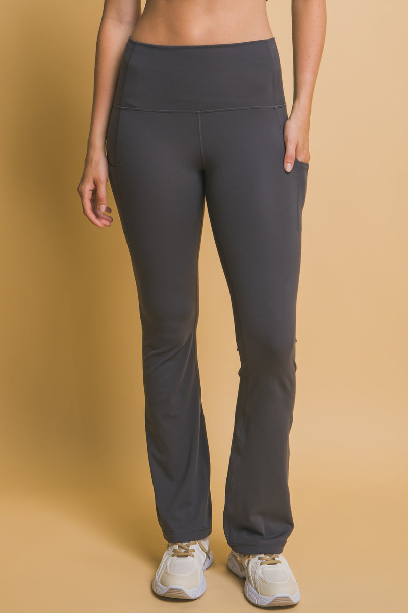 High-Waisted Flared Leggings With Side Pockets