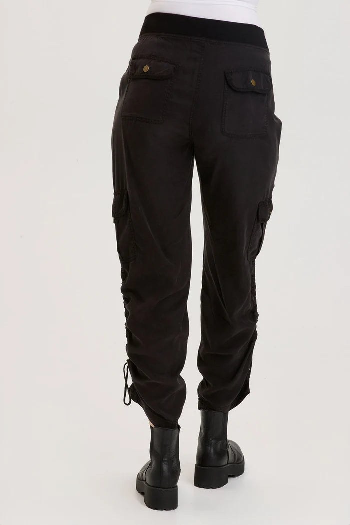 Sonova Pants - Black