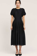 Round Neck Short Bubble Sleeve Midi Dress