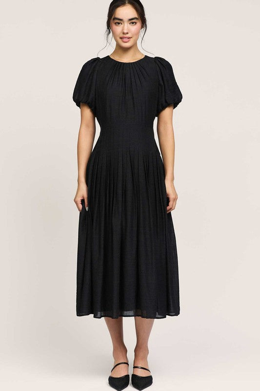 Round Neck Short Bubble Sleeve Midi Dress
