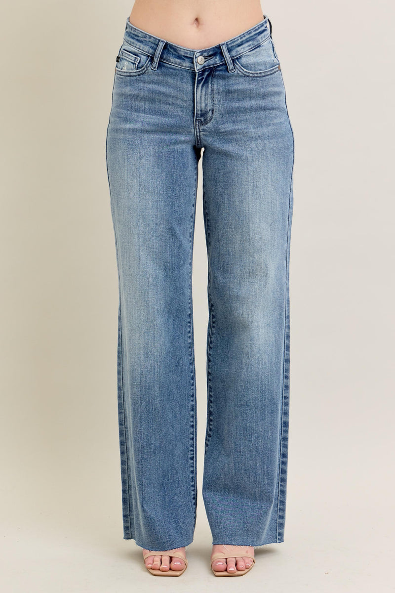 Judy Blue V-Front Baggy Jean