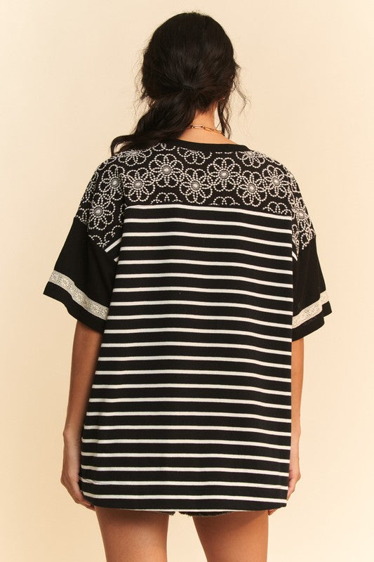 Lace Embroidered Detail 00 Top
