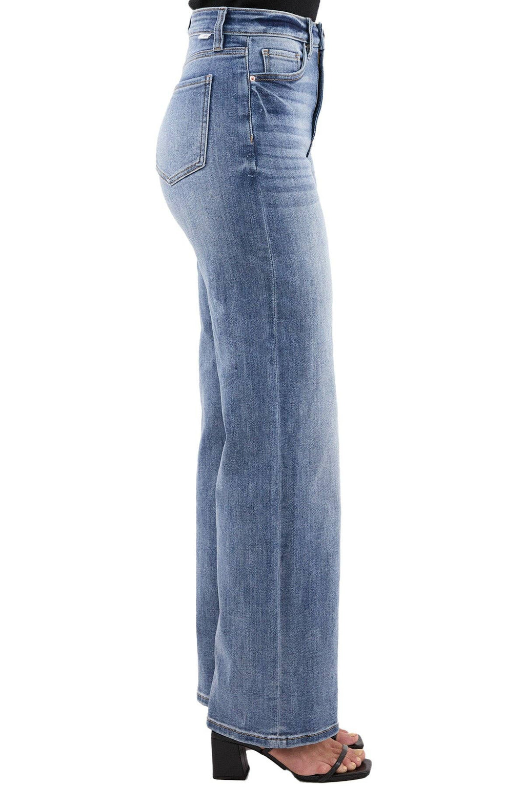 High-rise slim wide leg jeans in light blue denim featuring a classic fit, slight fading, and a trendy silhouette for Long Island boutique fashion.