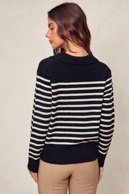 Soft and Fuzzy Striped Sweater - Noir/Cream