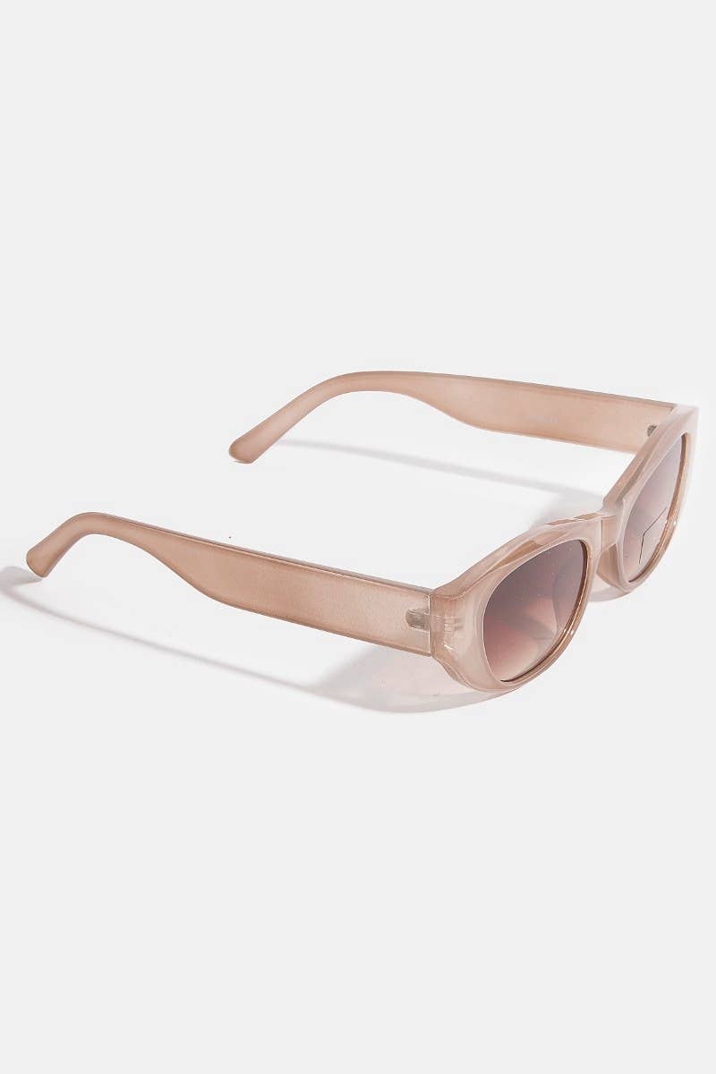 Plastic Frame Oval Lens Sunglasses