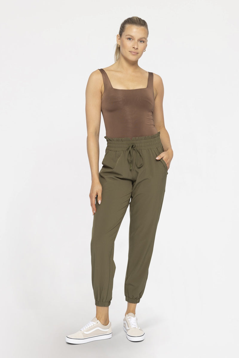 Cuffed Essential Highwaist Joggers