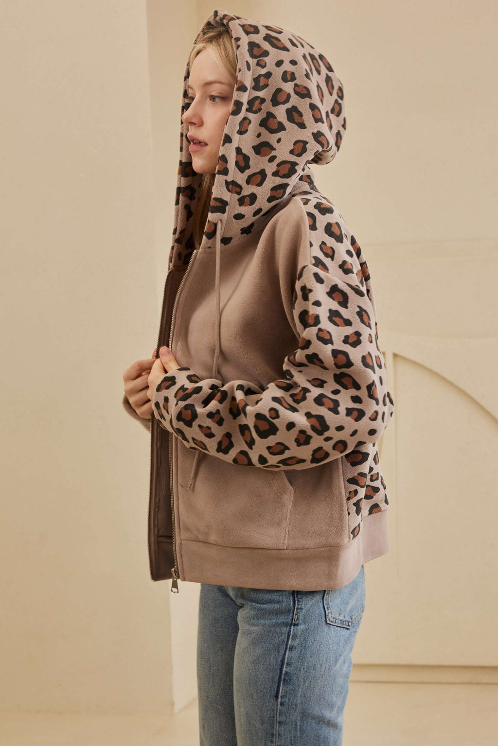 Zip Up Hooded Sweatshirt With Leopard Print