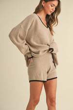 Contrast V-Neck Sweater Top And Shorts Set