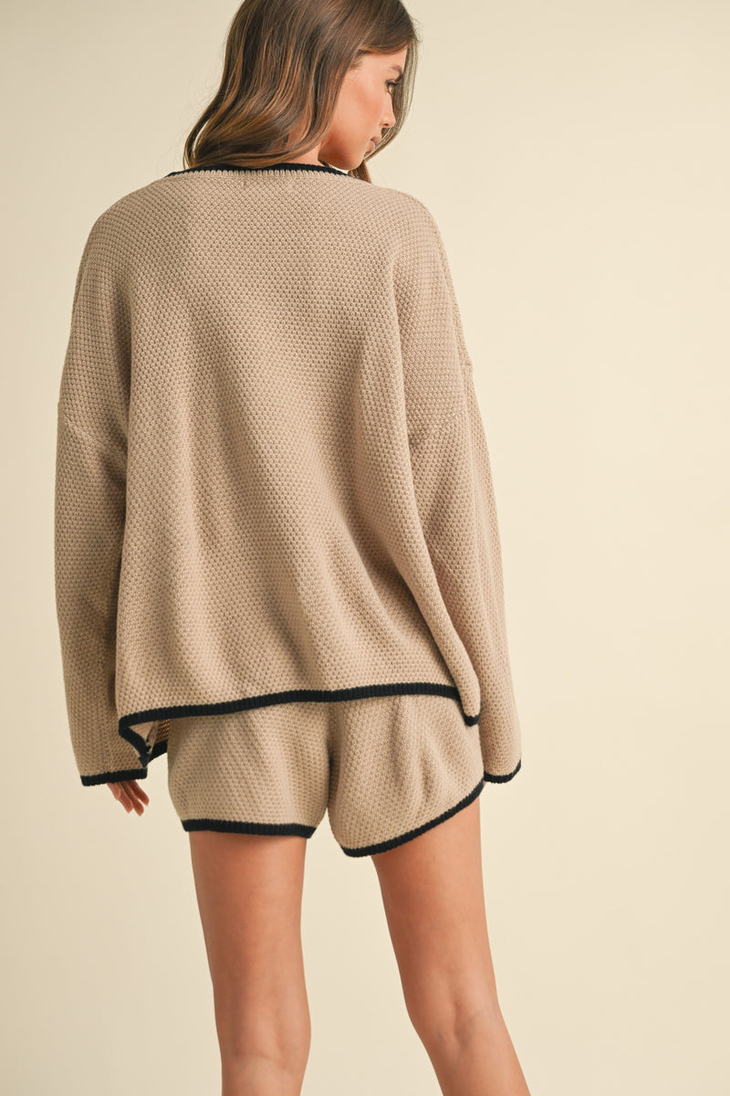 Contrast V-Neck Sweater Top And Shorts Set