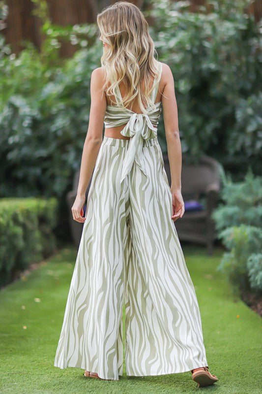 Sleeveless Crop Top & High Waisted Long Pants Set