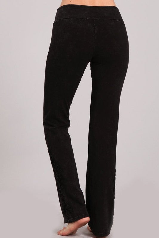 Mineral Wash Slim Bootcut Pants - Black